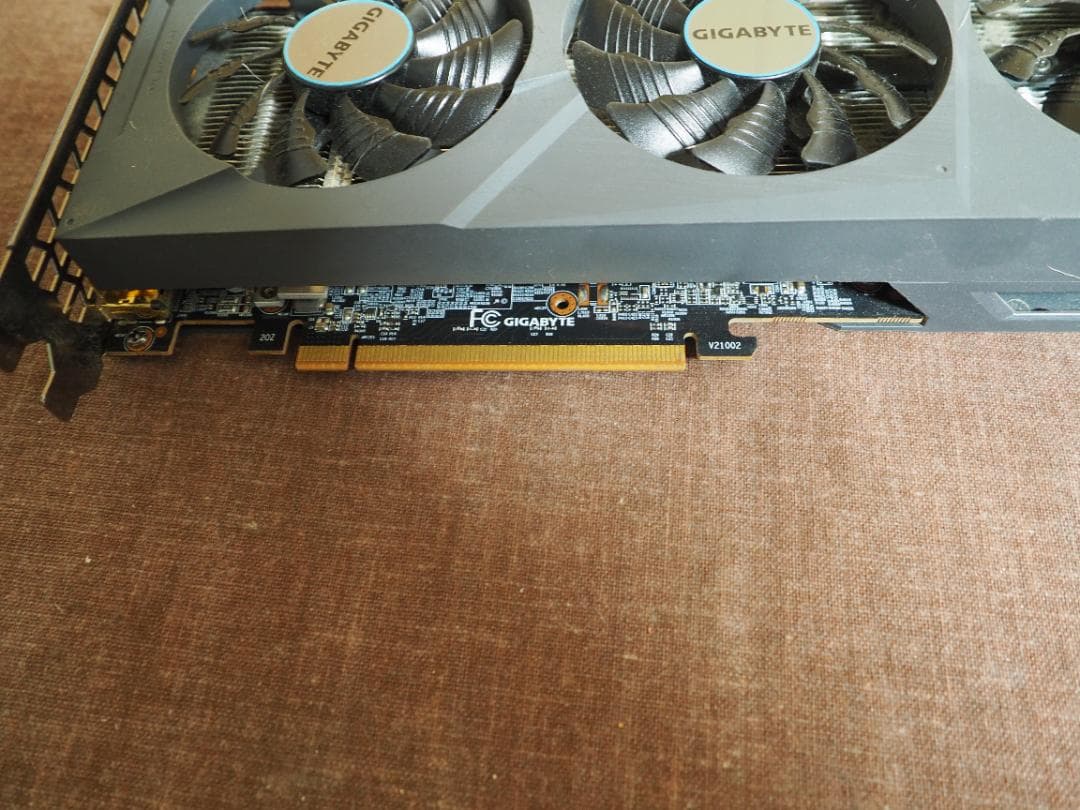 メ*カ様 【グラボ】GIGABYTE　RADEON　RX6600無印　GPU