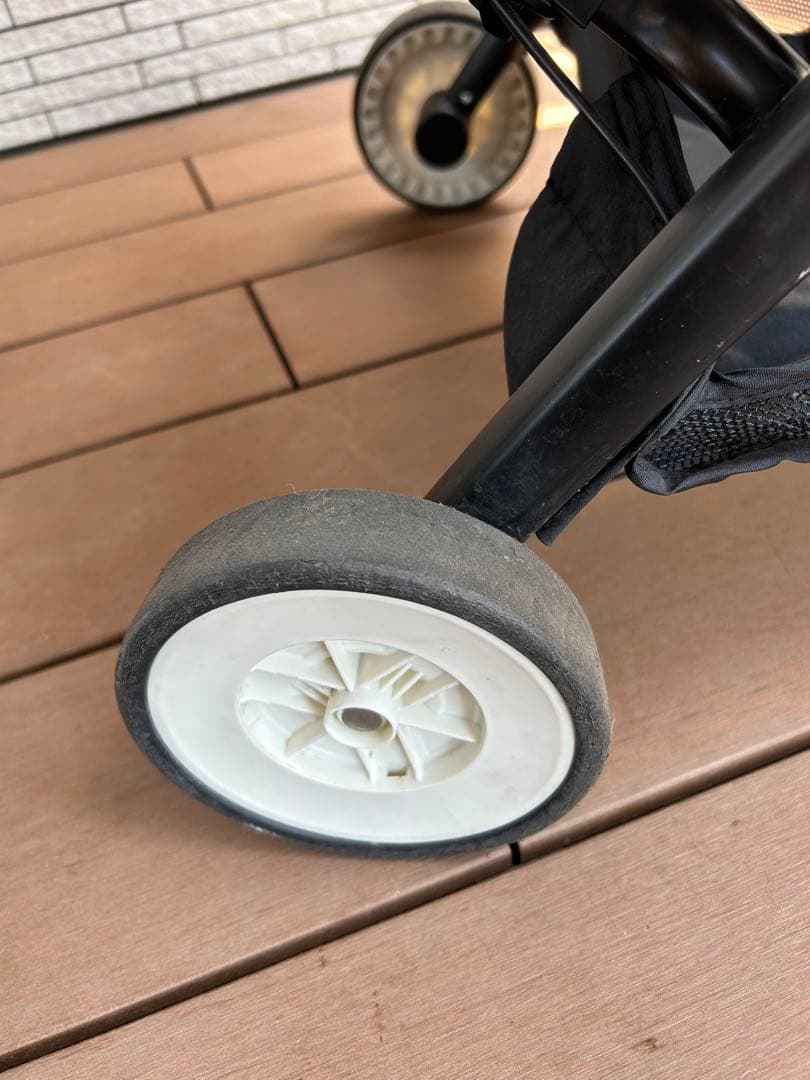 サイベックス　ベビーカー　グレー