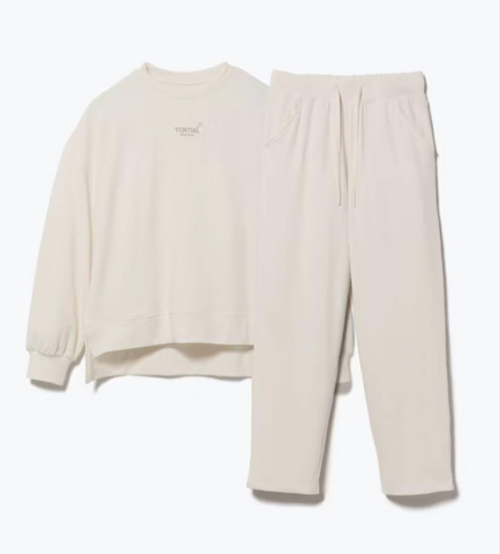 美品　BAKUNE Ladies バクネ　上下セット　長袖&テーパードパンツ