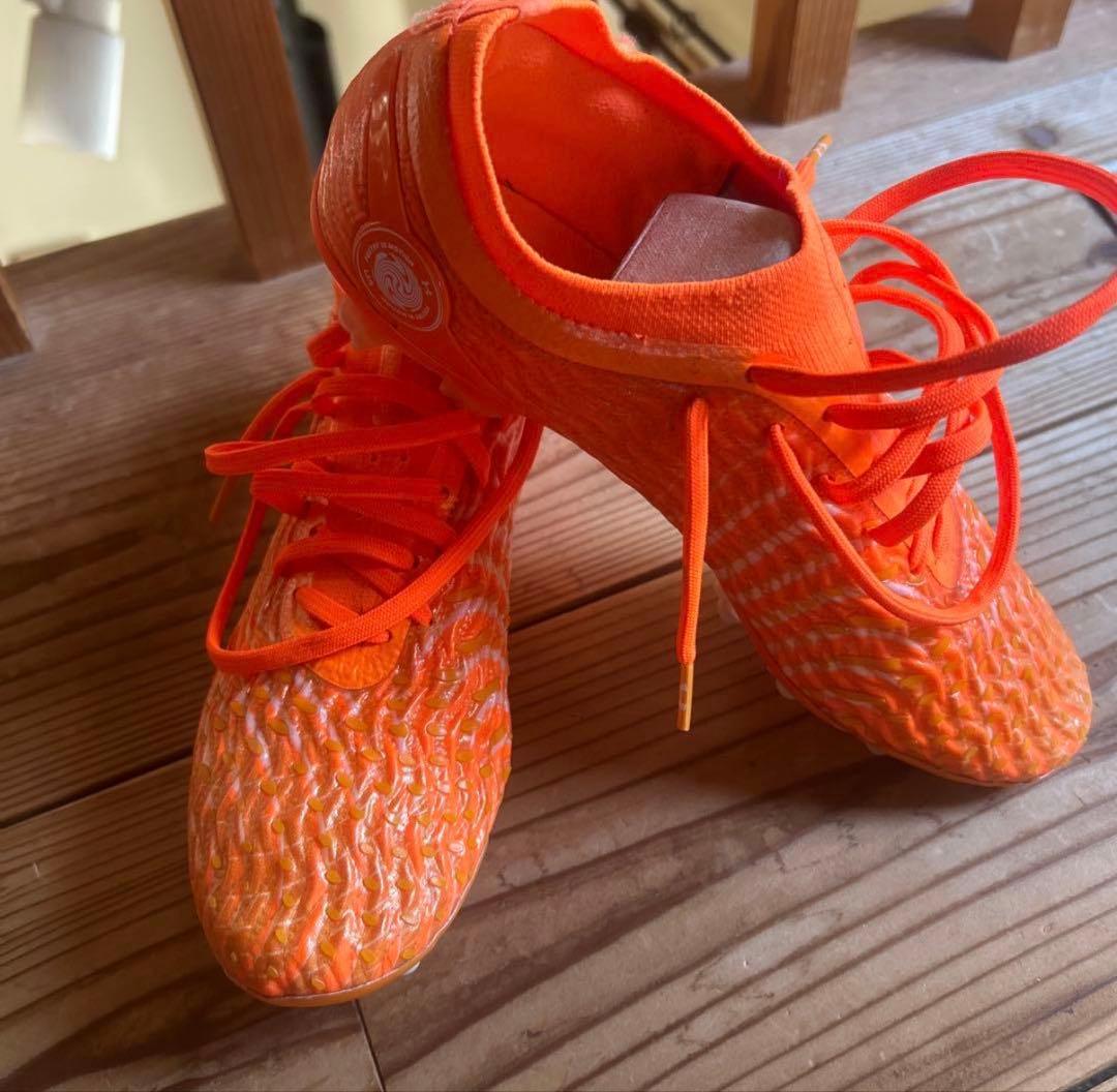 アンダーアーマー マグネティコ エリート 5 FG