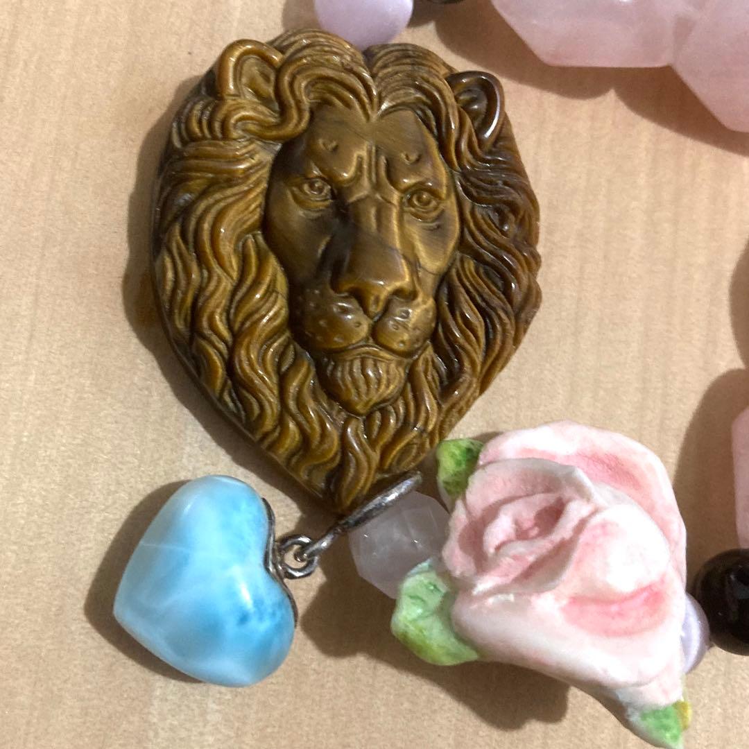 【種名　日本鹿の角】 オリジナル彫刻⭐️プリンセスローズと野獣⭐️ 虎目石　☆匿名☆