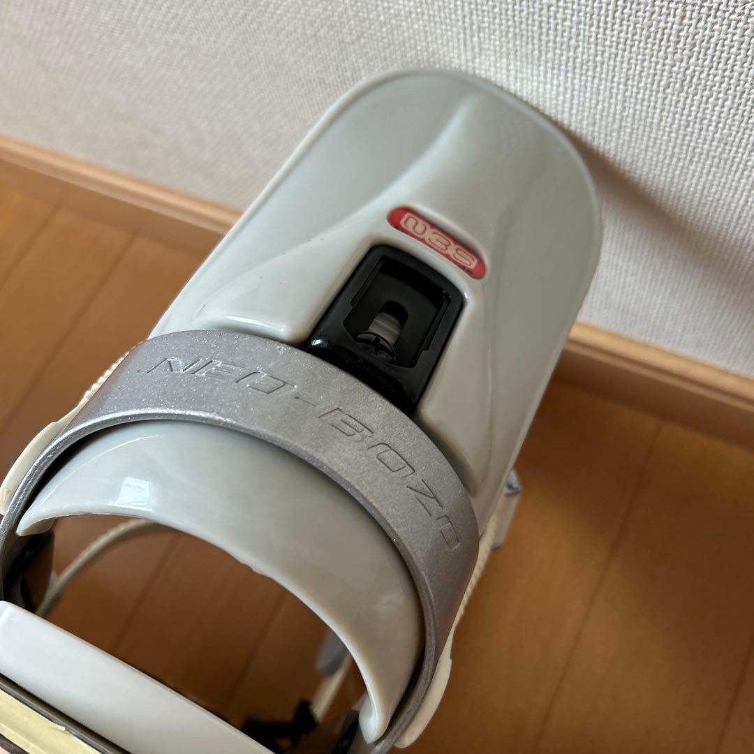 スノーボードビンディング ホワイト/ブラックケース付石原工務店