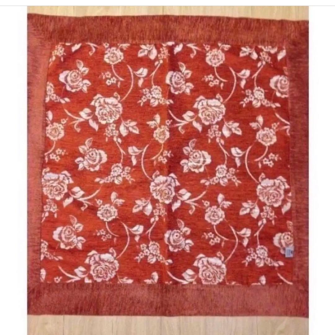 新品 シンガポール購入薄いミニラグ　絨毯(正方形)縦 約97cm、横97