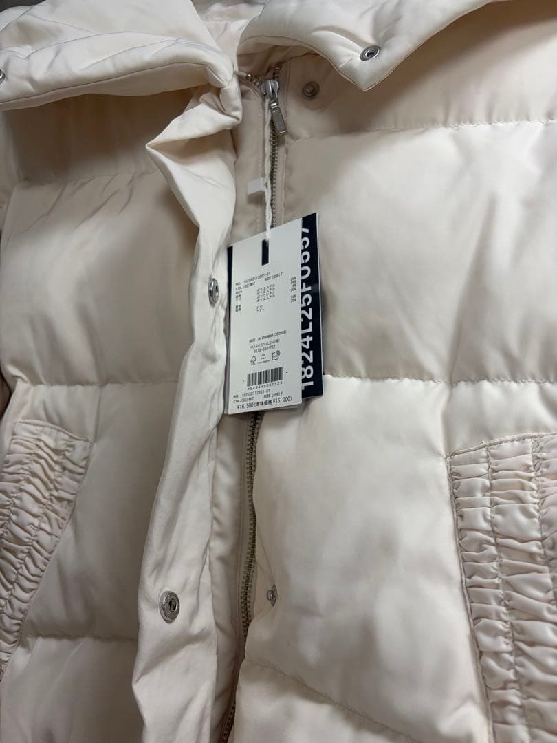 【新品未使用】リボンダウンジャケット　リゼクシー