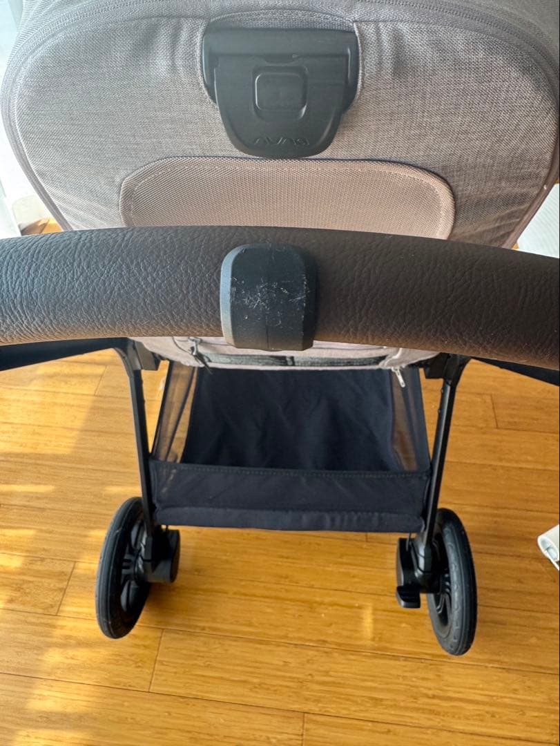 【美品】nuna triv next トリヴネクスト