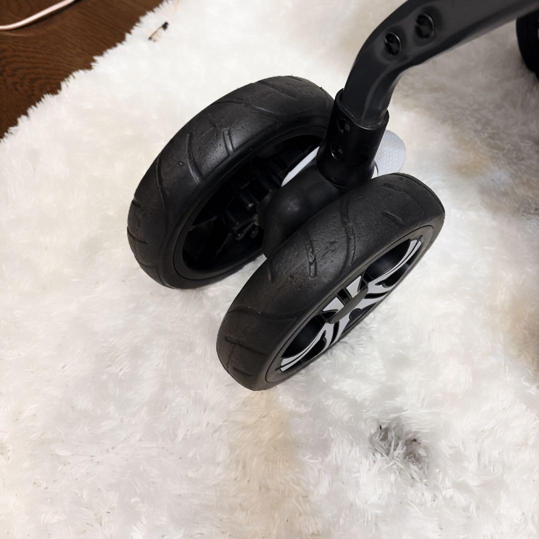 美品　カトージ　2人でゴー 縦型 スリム　2人乗りベビーカー　双子