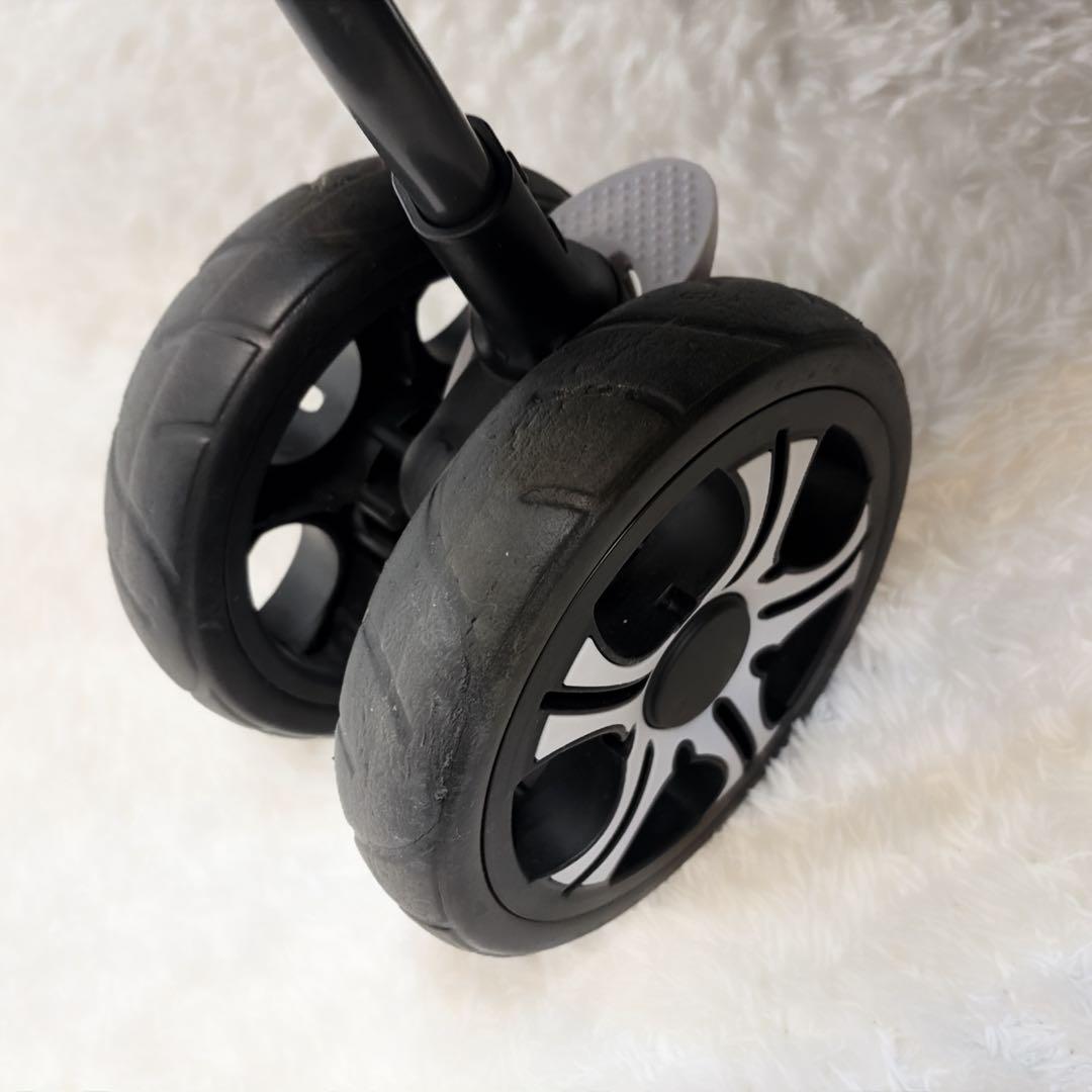 美品　カトージ　2人でゴー 縦型 スリム　2人乗りベビーカー　双子