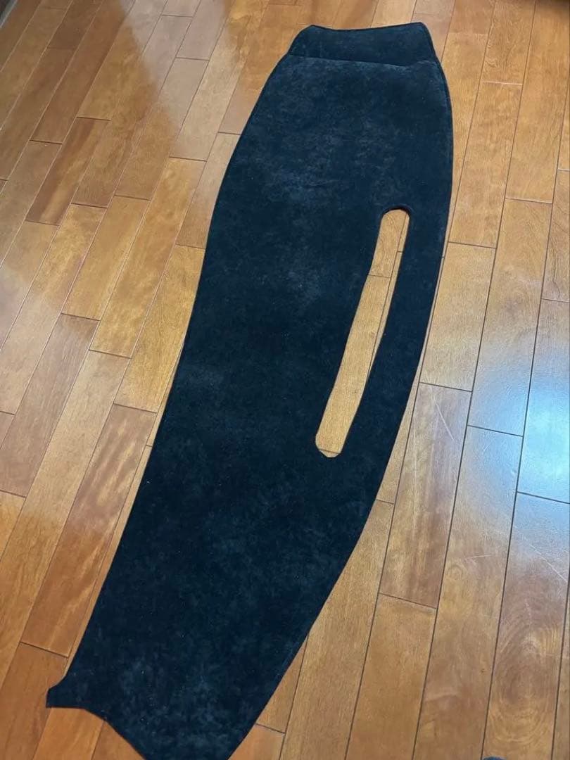 アルファロメオ　ジュリア　2017-2024年　ダッシュボードマット