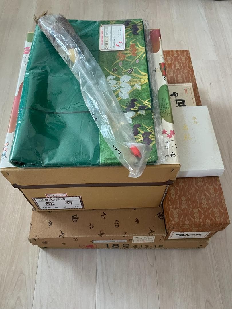 端午の節句　こどもの日　兜　五月人形