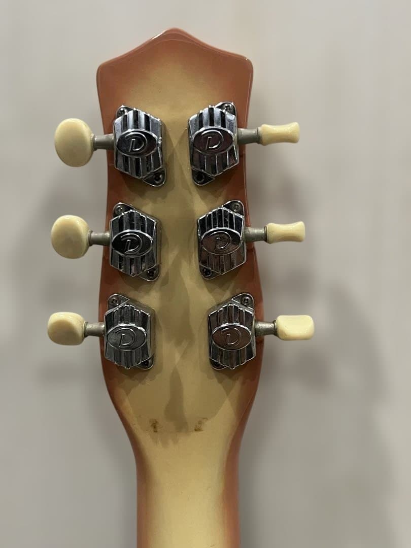 7*3様 【ジャンク扱い】ダンエレクトロギター