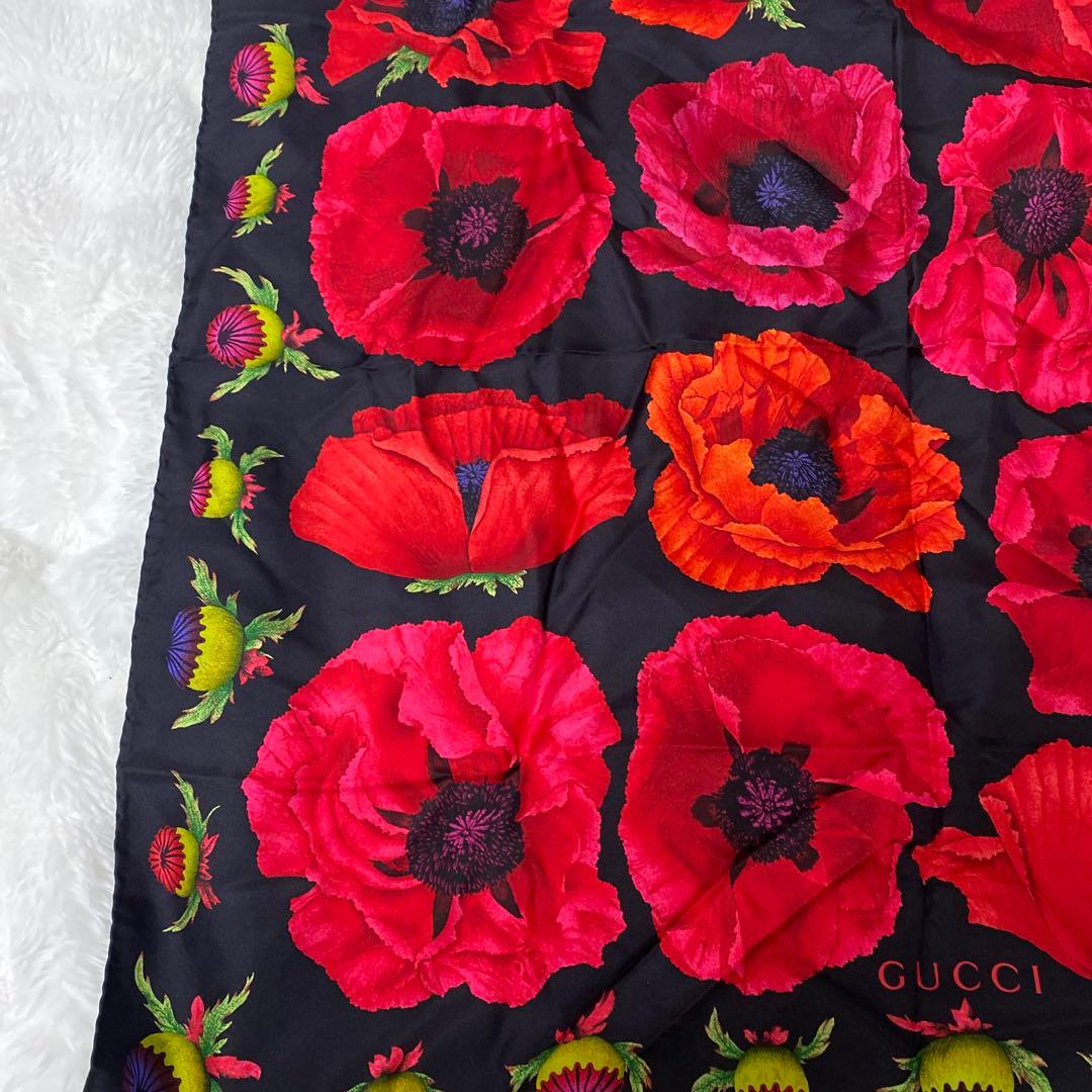 GUCCI ポピー花柄 シルクスカーフ