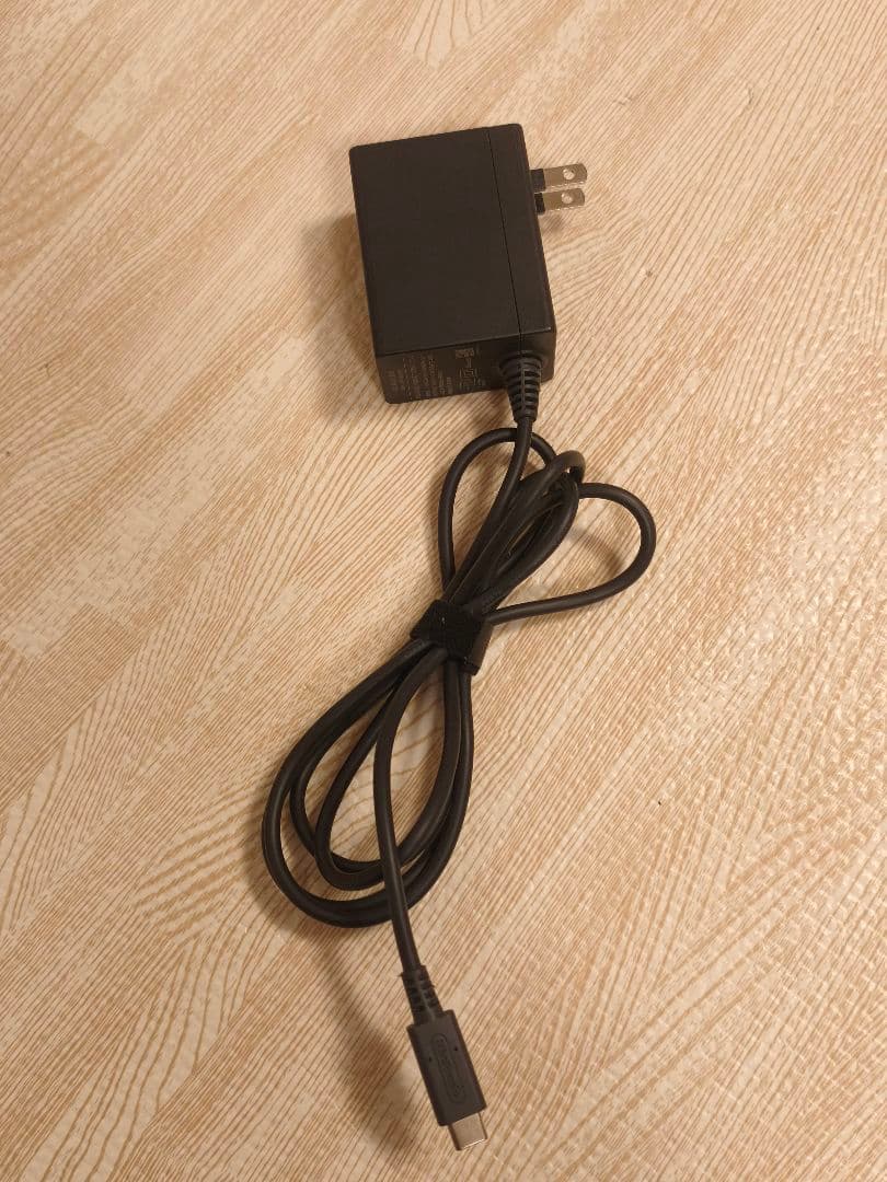 【おまけ多数】Nintendo Switchネオンブルー・ネオンレッドKABAA