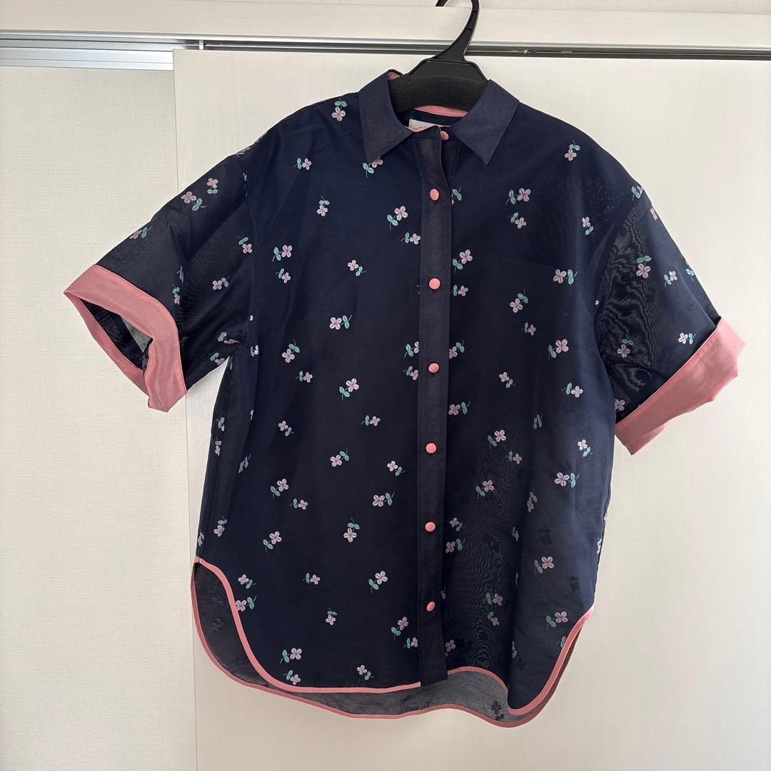 yori 花刺繍　ブラウス　ネイビー