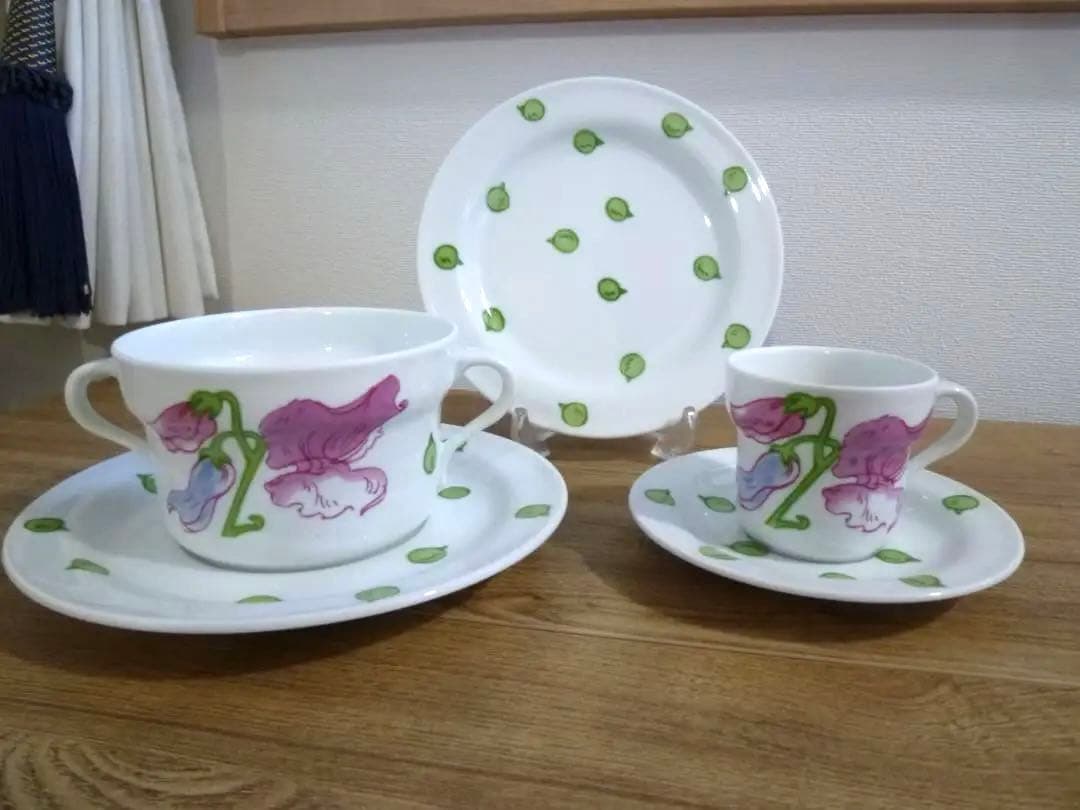 リチャードジノリ スイートピー スープ・デミタス・プレートのセット
