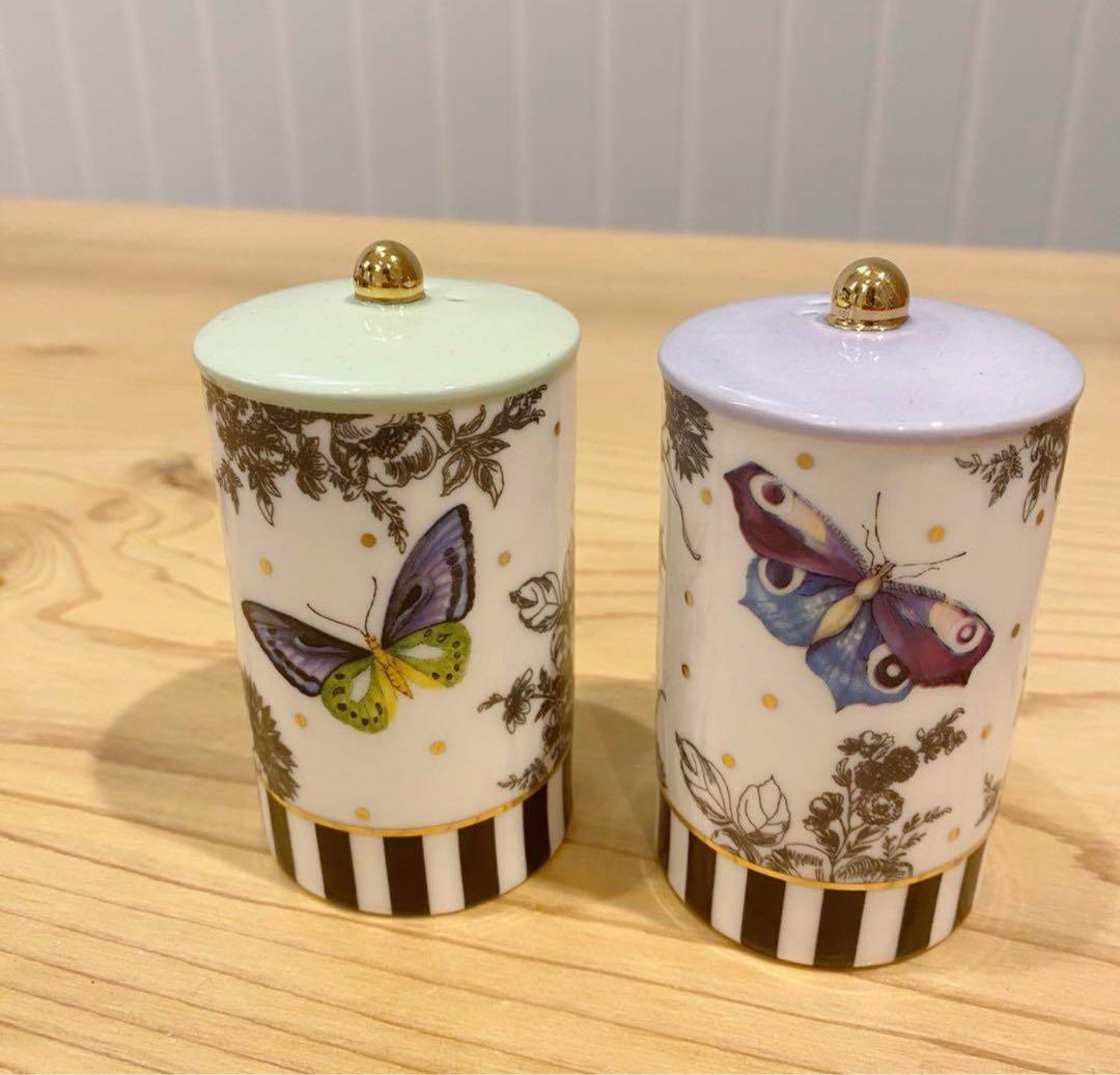 新作 マッケンジーチャイルズ 蝶 花柄　ソルト・ペッパー入れセット