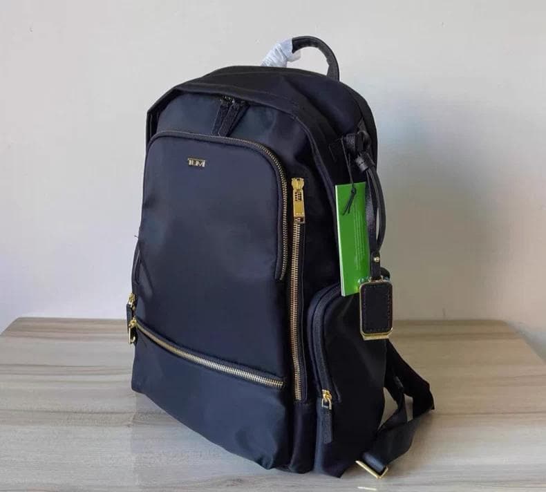 TUMI「セリーナ」バックパックブラック/ゴールド