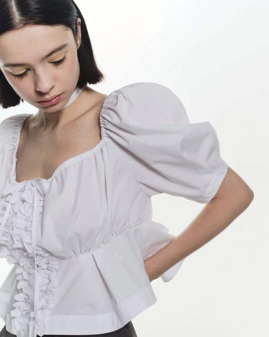 トップス bibiy CYNTHIA CROPPED BLOUSE