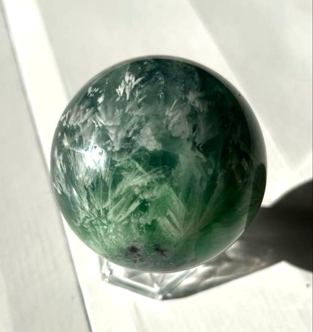 エンジェルフェザーフローライト　スフィア　丸玉　パワーストーン　台座付き　置物