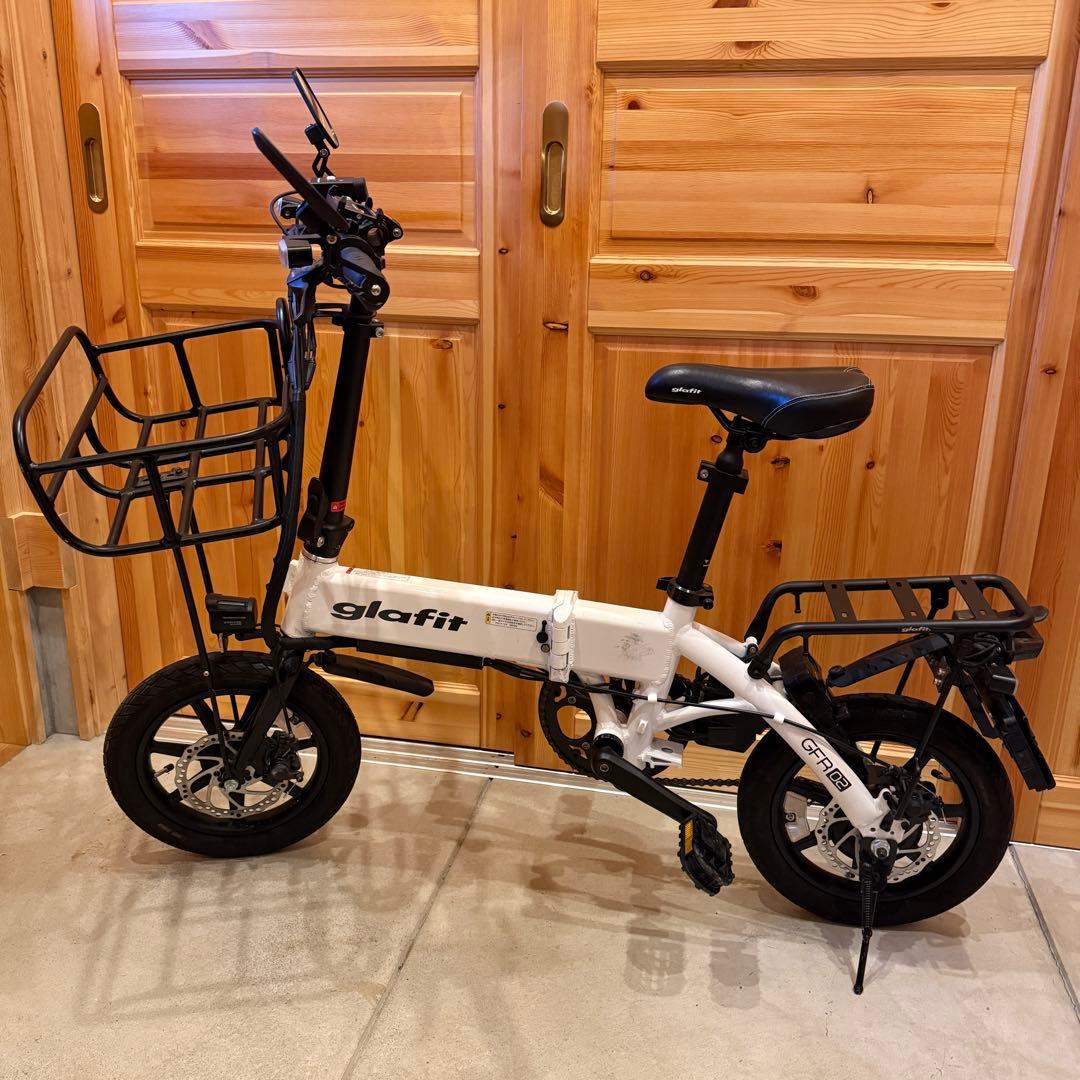 glafit GFR-02 ホワイト モビチェン付き