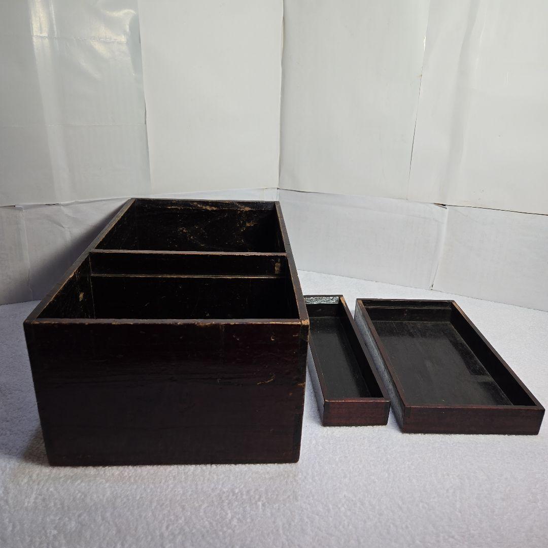 金唐革紙貼手持箪笥　鍵付　時代箪笥　古民具　銭函　銭箱　千両箱　船箪笥　金庫