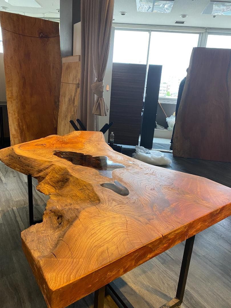 [レジンテーブル]欅（ケヤキ）　一枚板　ダイニングテーブル