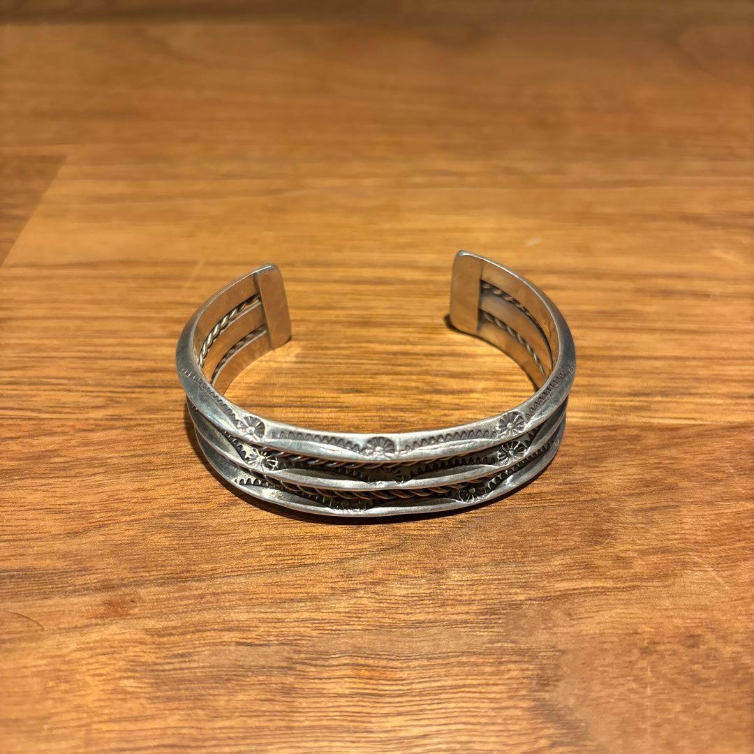 シルバー ヴィンテージバングル