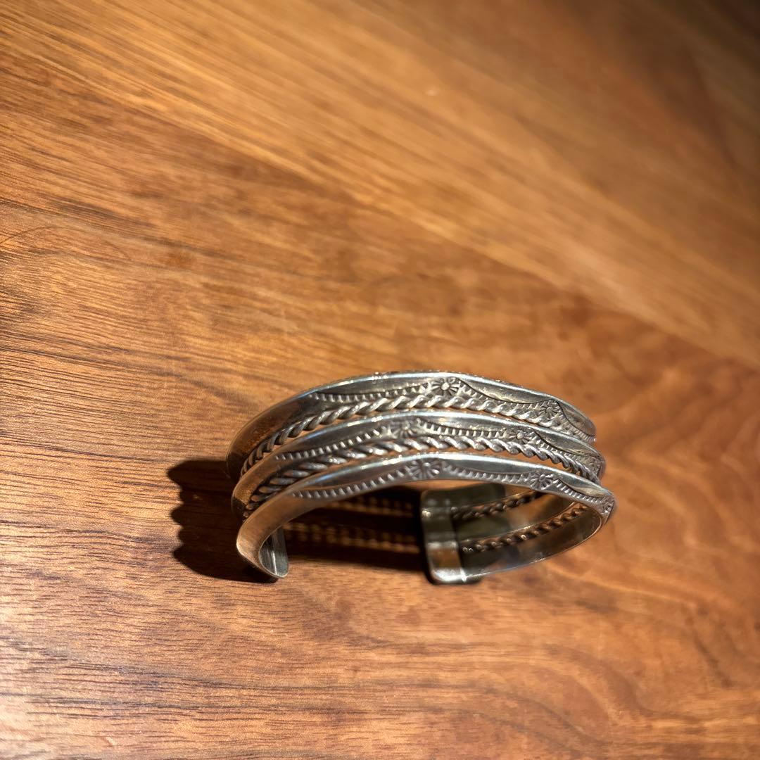 シルバー ヴィンテージバングル