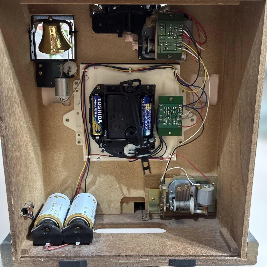 CITIZEN 木製からくり時計