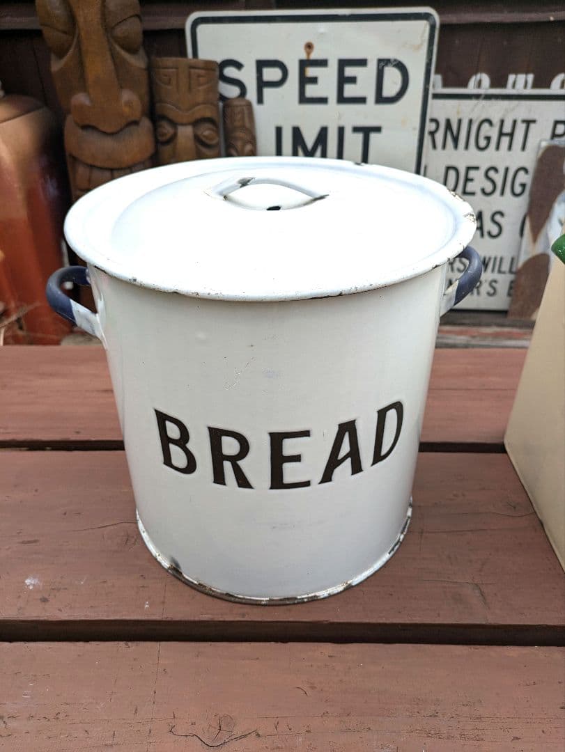 イギリス アンティーク ホーロー BREAD缶 【大】ブレッド缶　ホワイト