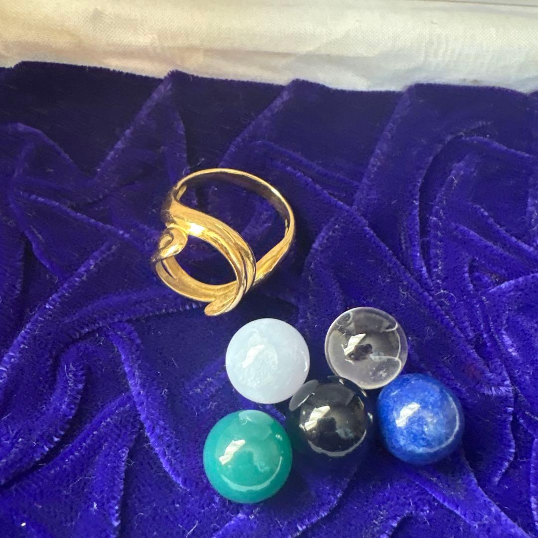 指輪　純金　天然石