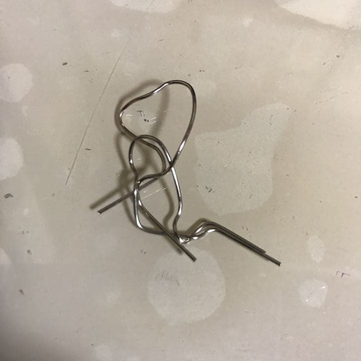 ペアイヤリングとか