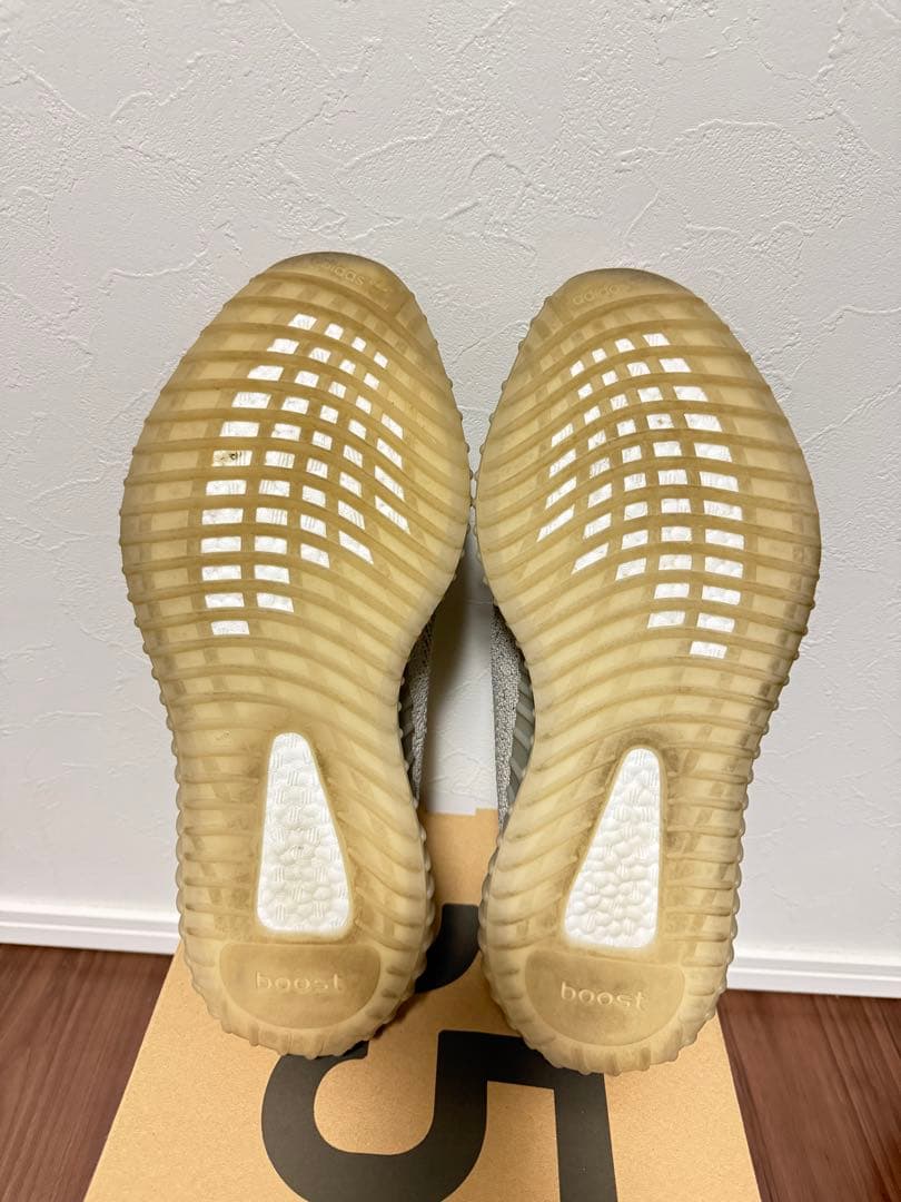 箱、取説あり！！ adidasアディダスYeezyBoost 350 V2