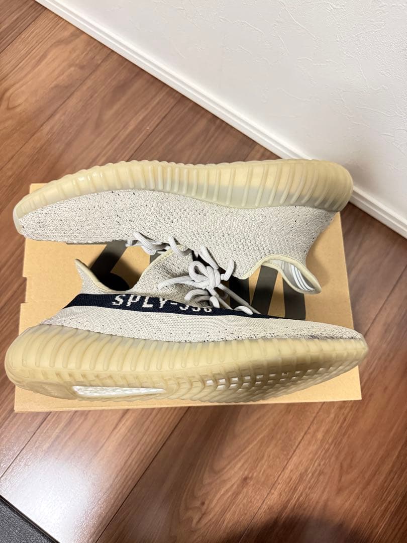 箱、取説あり！！ adidasアディダスYeezyBoost 350 V2