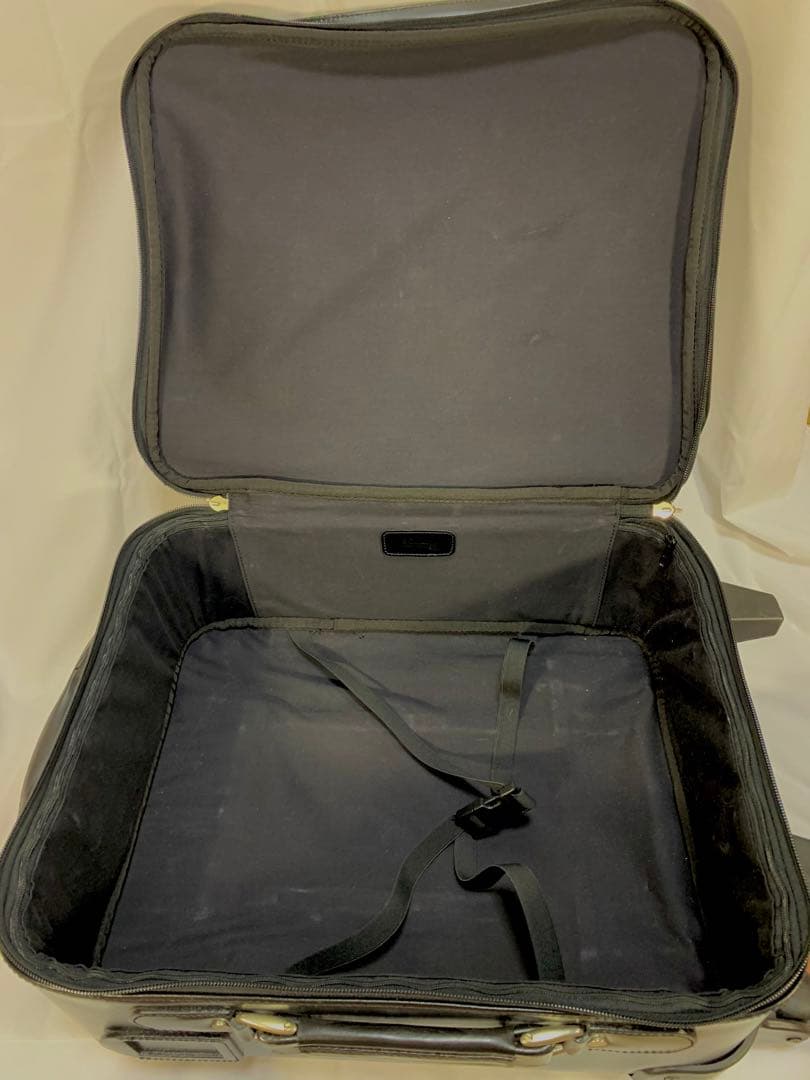 ベーシック・キャリーケース 　イタリアンカーフ　鞄仕様の上質本革