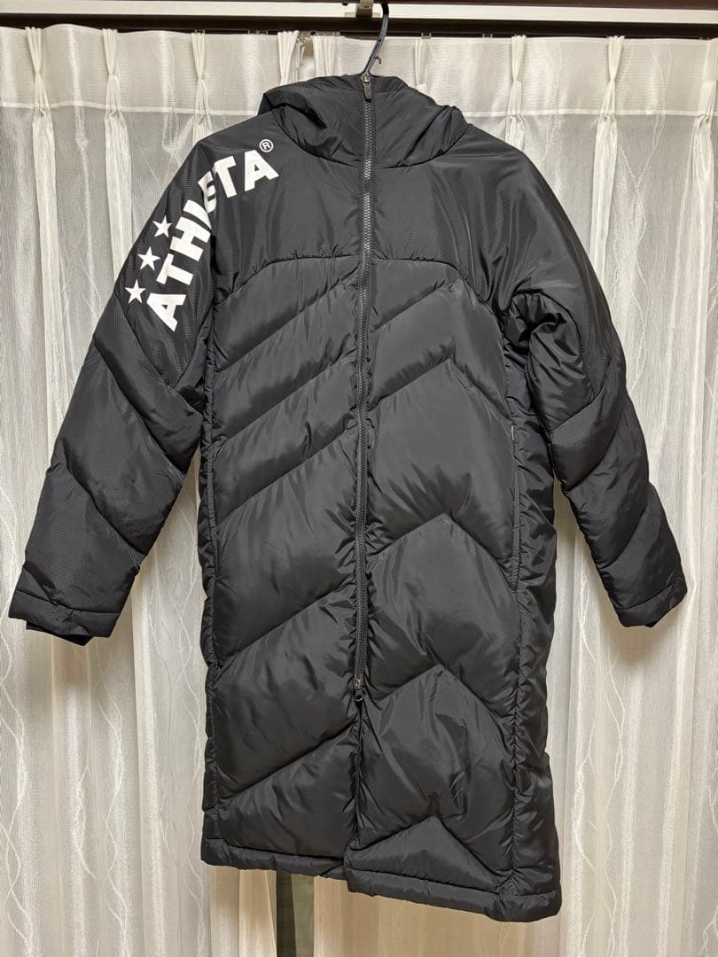 ATHLETA ブラック ダウンコート Sサイズ