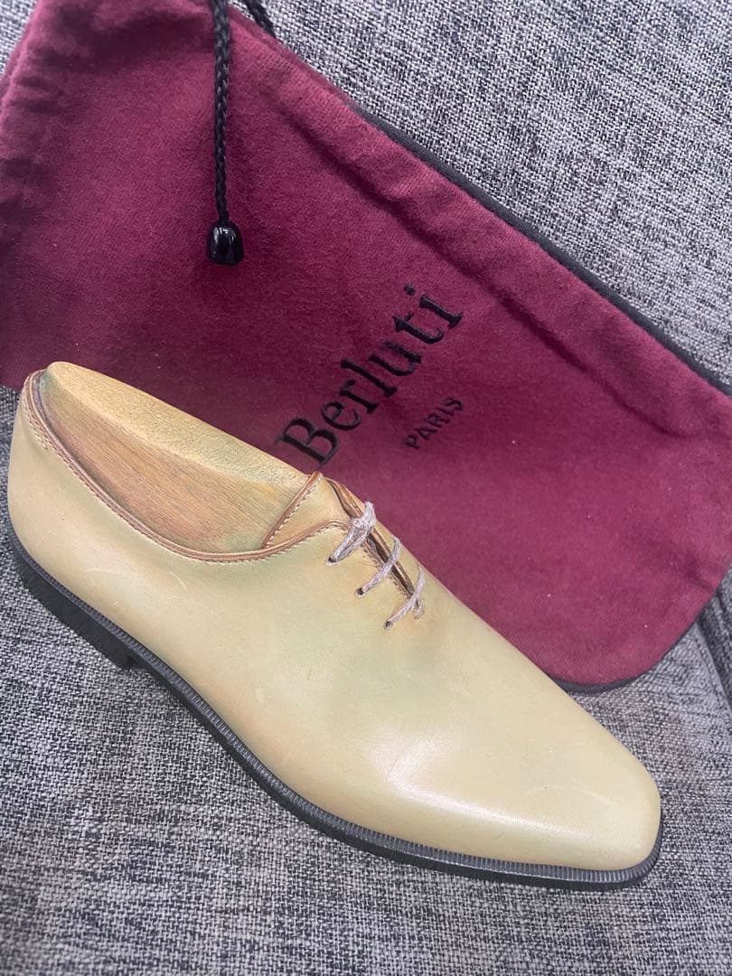 Berluti オブジェ　保存袋付き