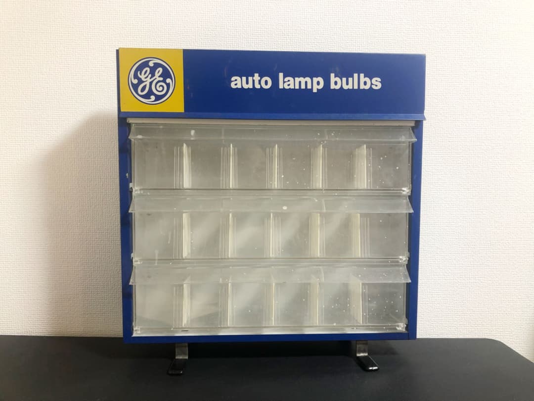 世田谷ベース 棚 ビンテージ　ショーケース