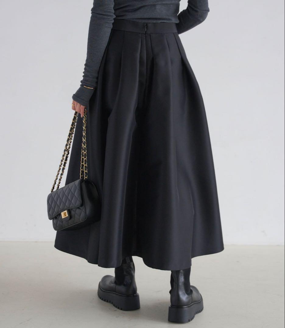 本日限定価格【NOBLE】ボリュームフォルムスカート Sサイズ
