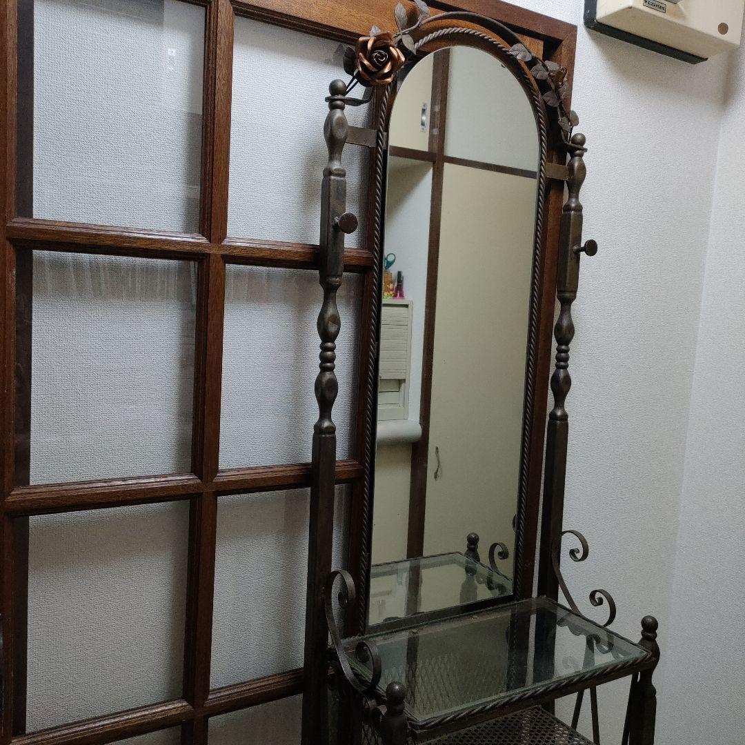 激レア　アイアンラック　薔薇飾りラック