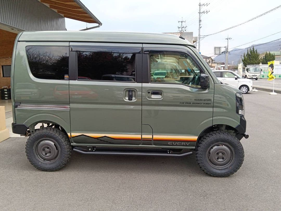 週末限定 MAXXIS BIGHORN MT-764 195R14 8PR