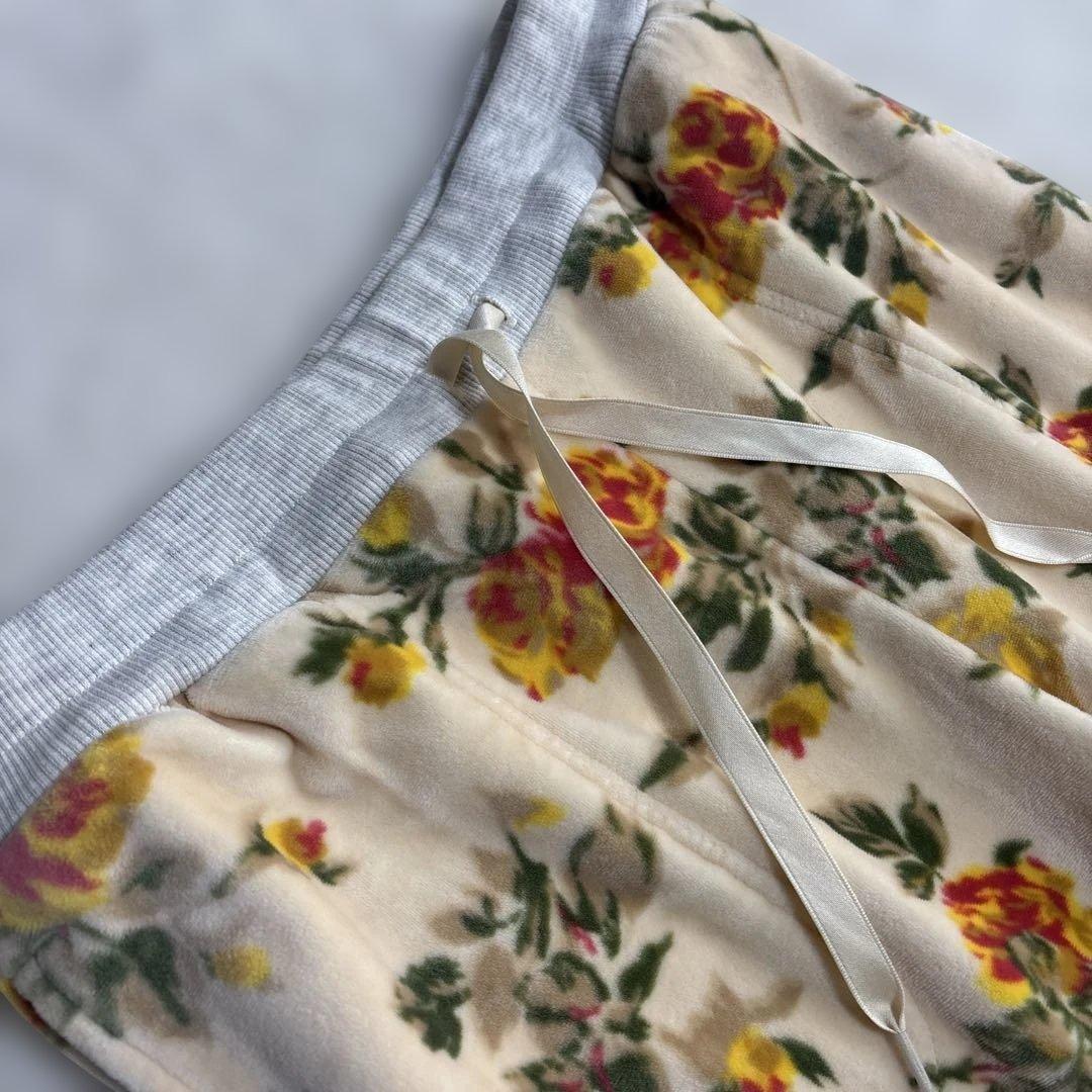 キッドブルー　パジャマ　ルームウェア　セットアップ　ストレッチ　花柄　肌触り◎