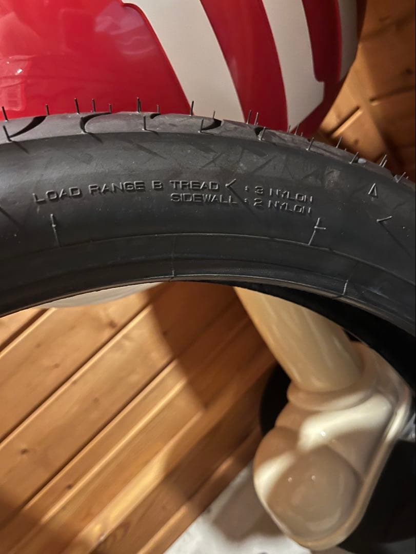 IRC 100/90-19 M/C 57H 新品未使用品