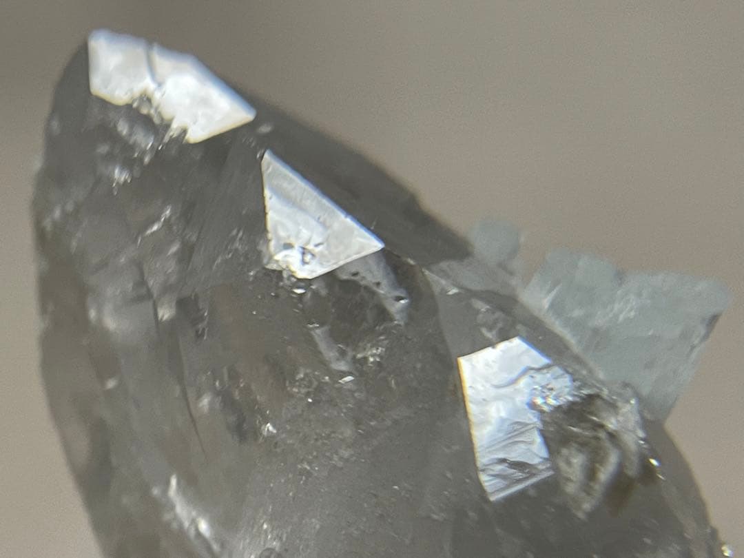 専用アクアマリン原石インクォーツ虹貫入アクアマリン　グランドレコードキーパー