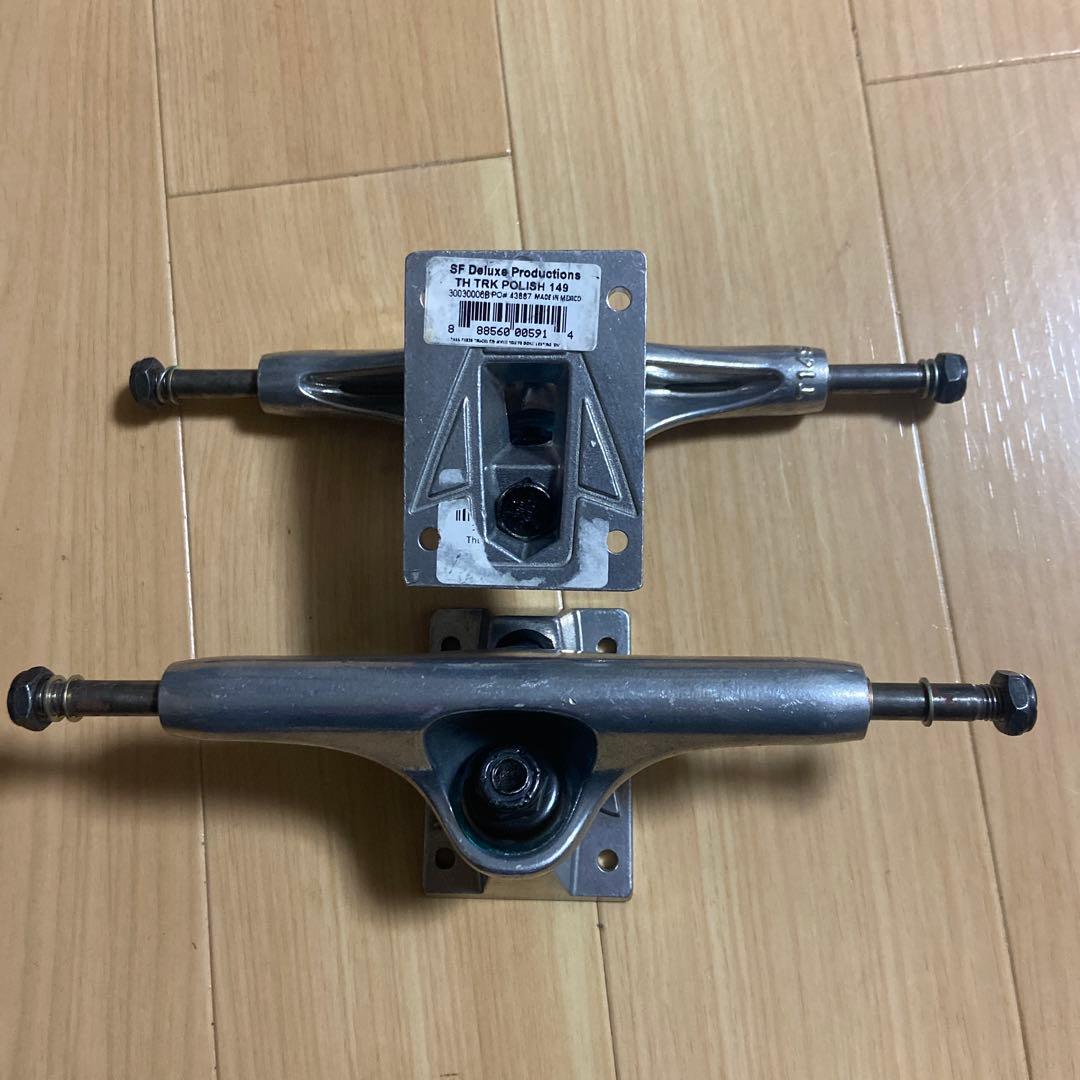 THUNDER スケートボード トラック 149