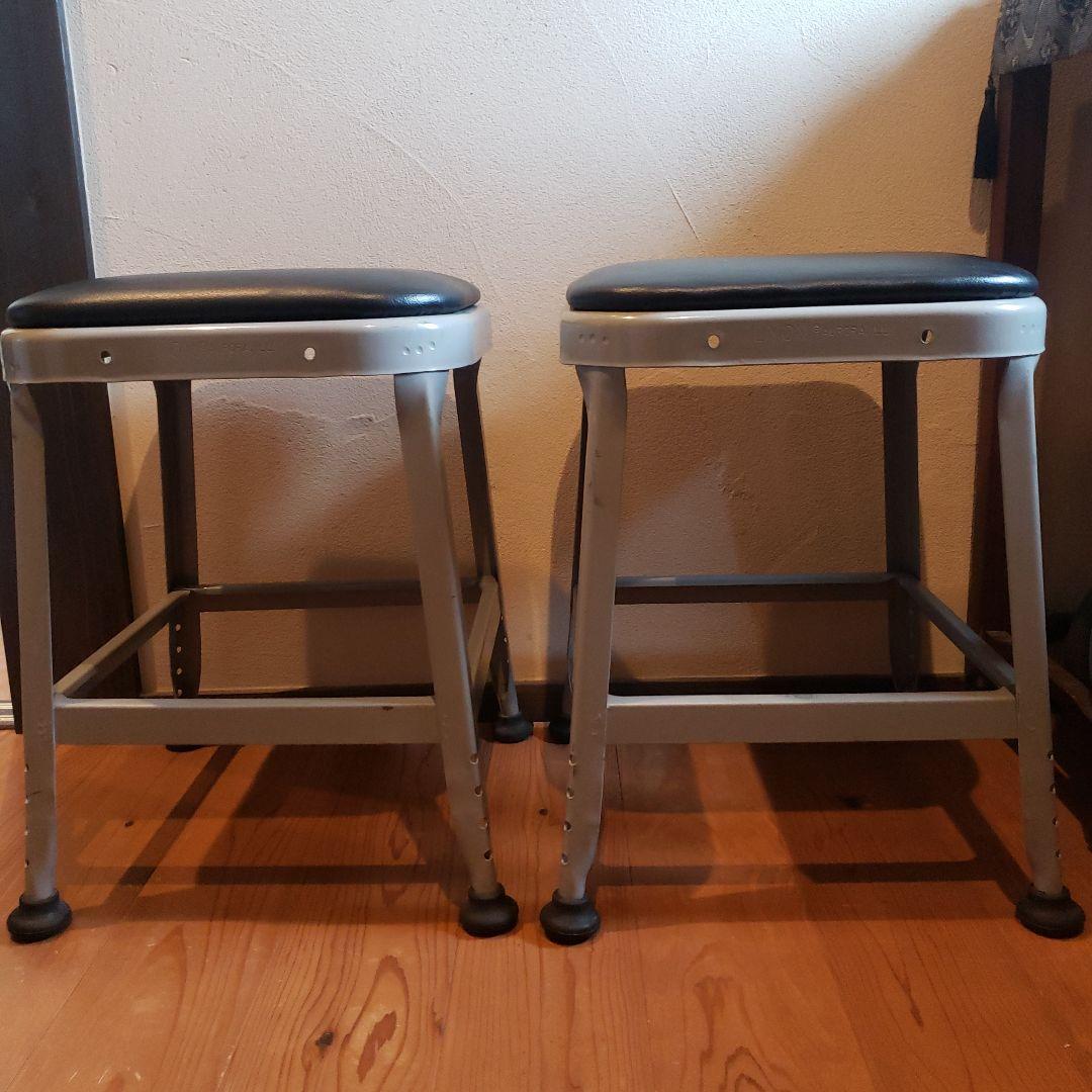 LYONスツール　P.F.S. パシフィックファニチャー　廃盤品　2脚セット