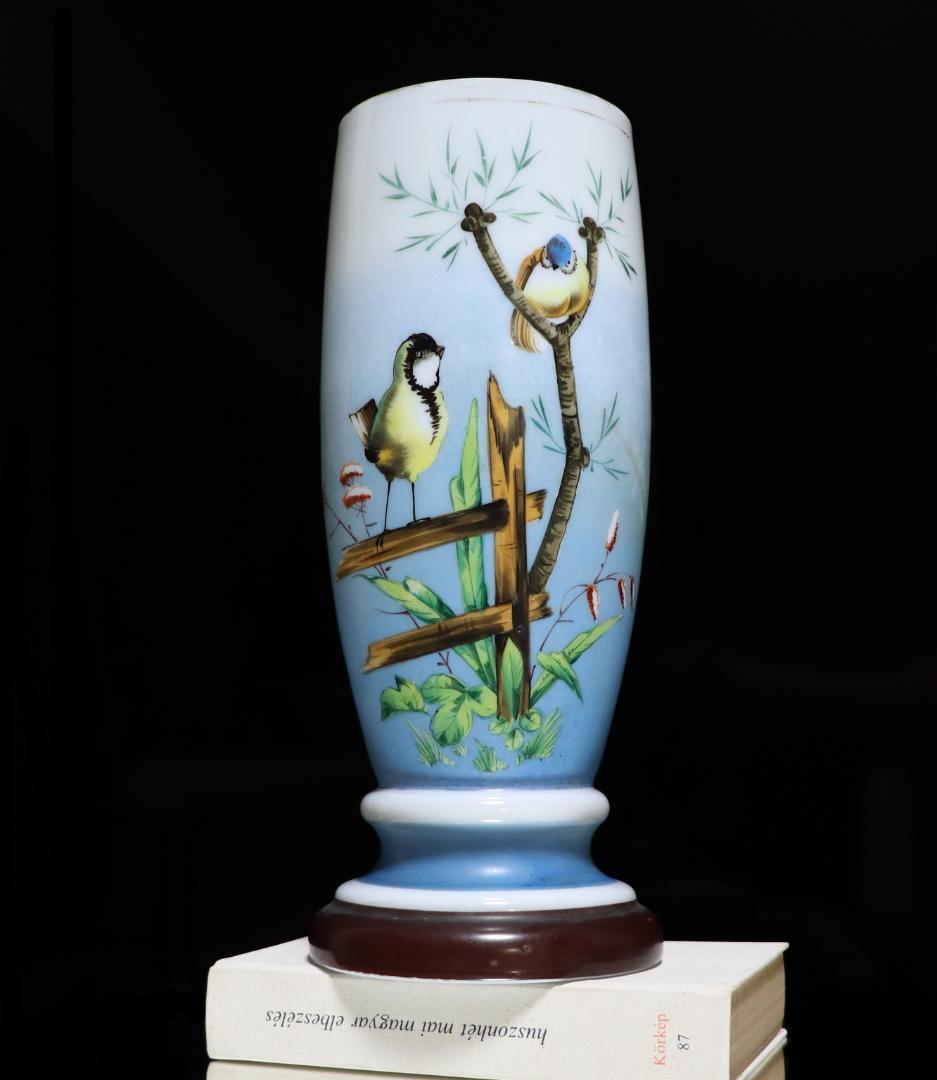 オールド・バカラ 極希少 31.3cm グラデーションオパーリンクリスタル製花瓶