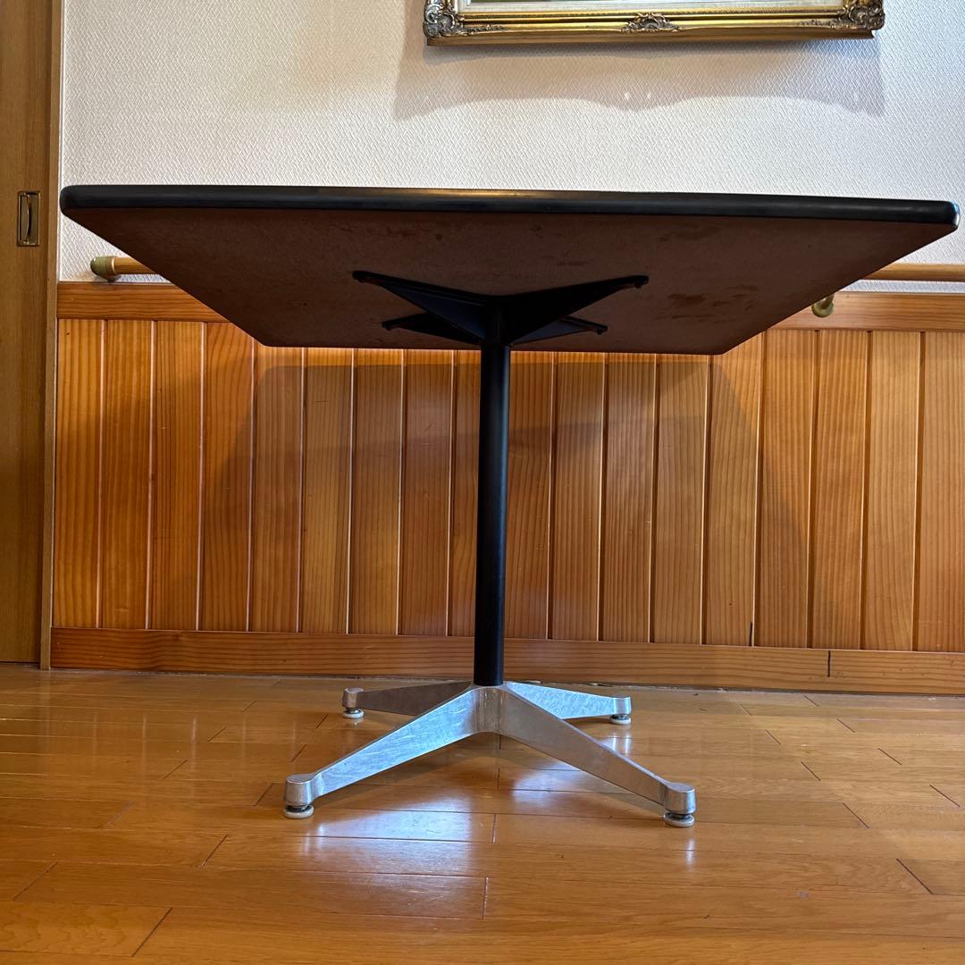 Herman Millerイームズ コントラクトベース テーブル 正方形90cm