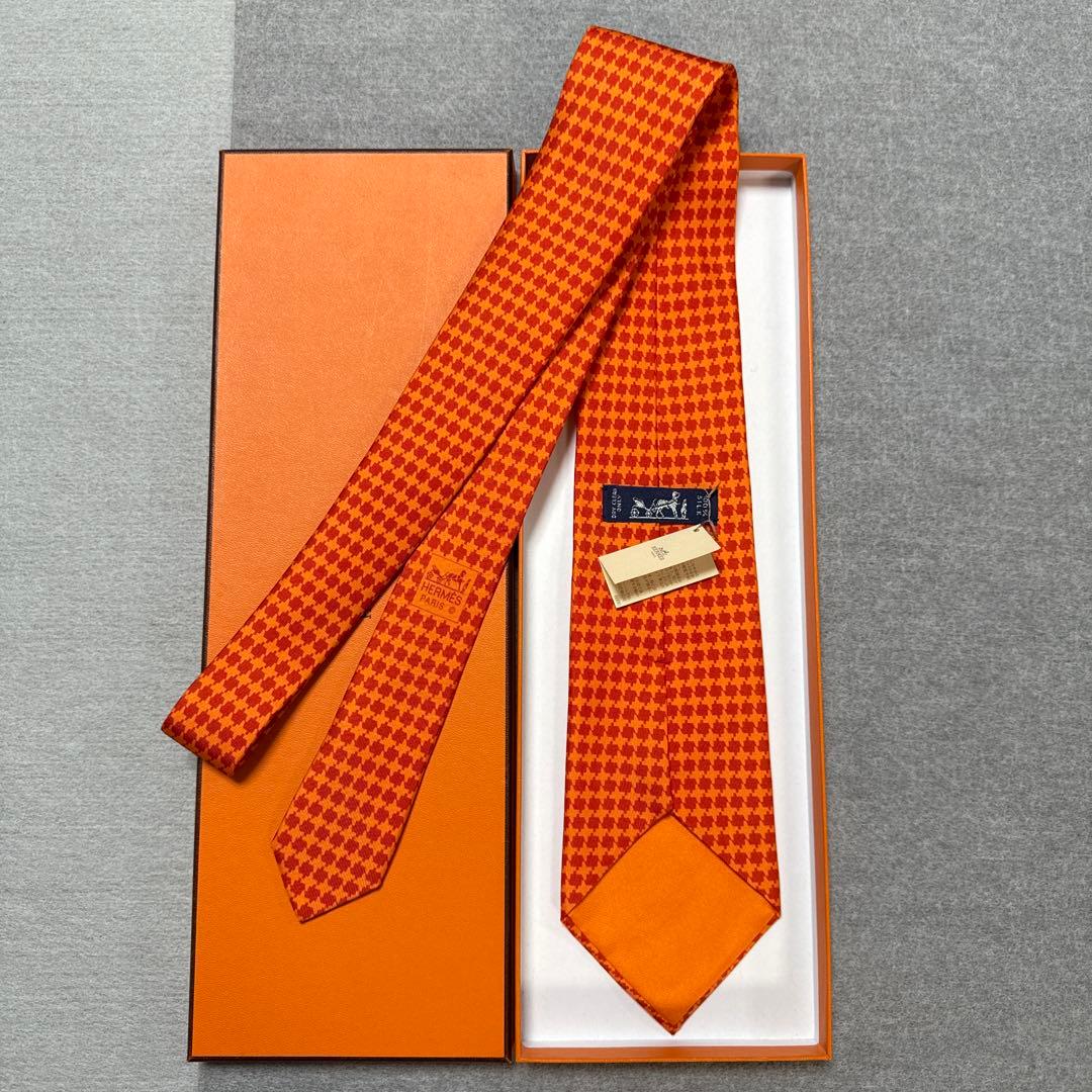 未使用タグ付　エルメス　ネクタイ　オレンジ　シルク　派手　結婚式