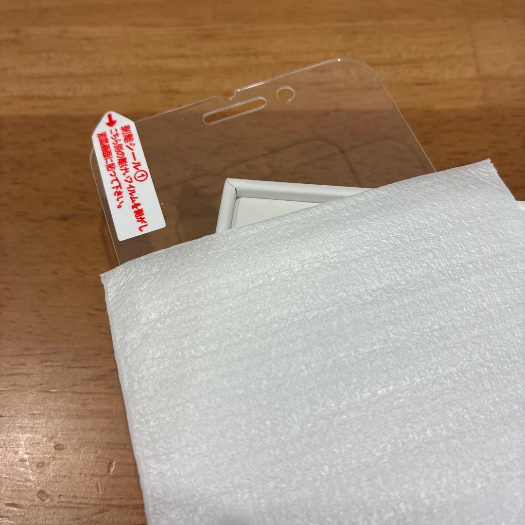 iPhone SE3/スターライト/64GB/美品