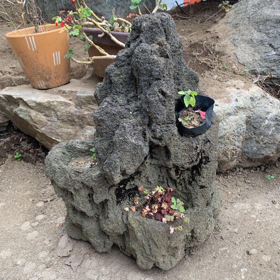 岩石の鉢　山渓鉢